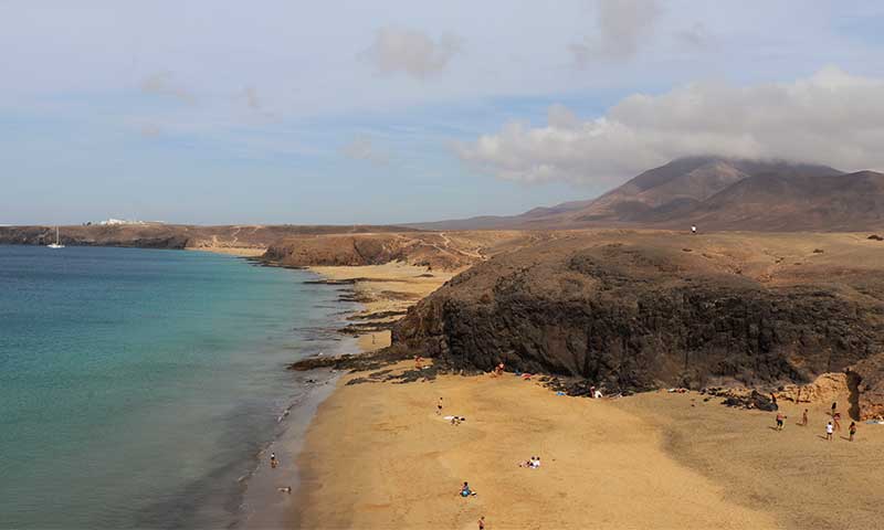 Una foto desde el mirador a la playa de la cera