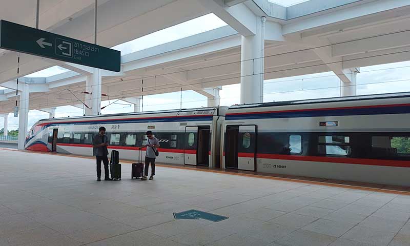 Tren de Laos dirección Vang Vieng