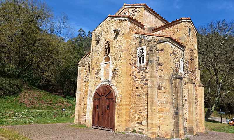 Iglesia, que ver en Oviedo en un día.