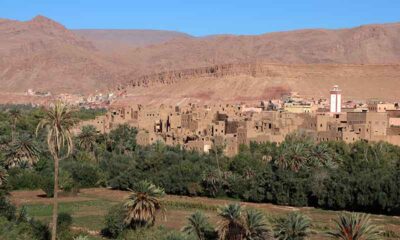 Paisaje en coche de alquiler en Marruecos
