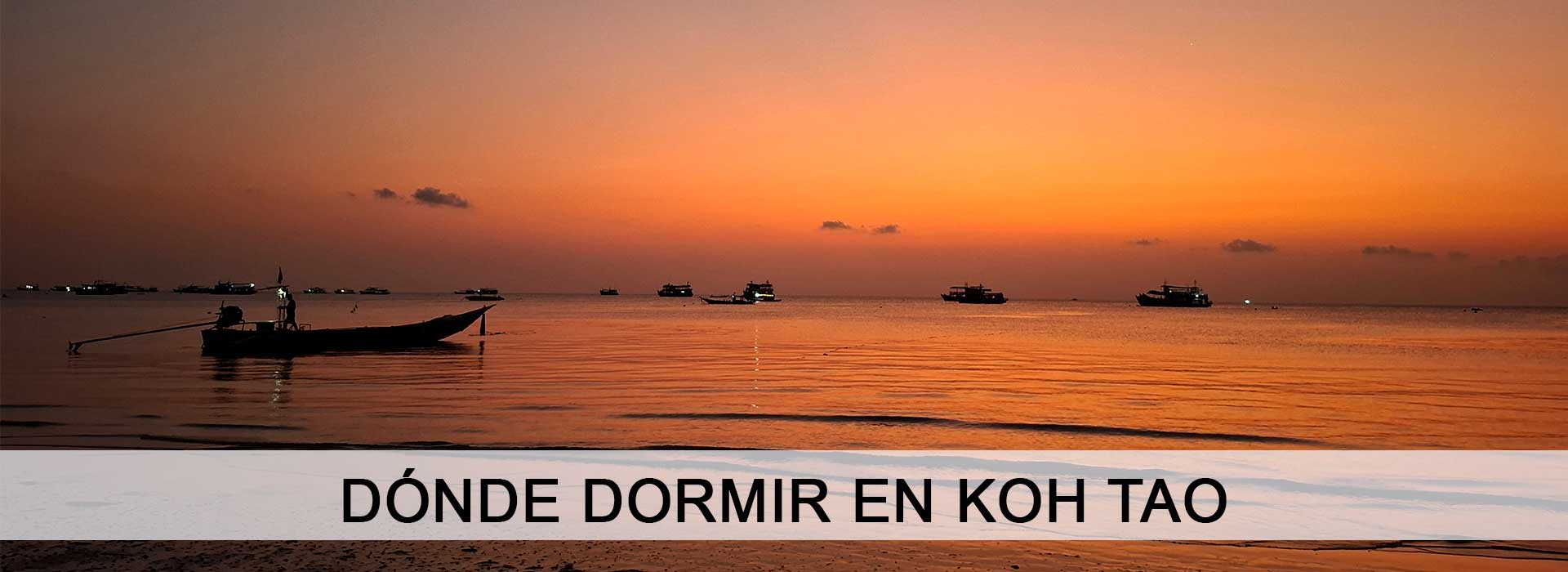Puesta de sol en una playa de Koh Tao